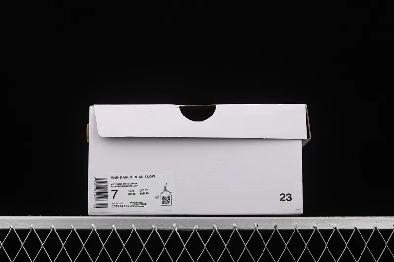 All Categories Air Jordan Jordan Series Basketball Shoes Air Jordan 1 Low Air Jordan 1 Low AJ1 Joe 1 Wolf Gray Low-top Cultural Leisure Sports Shoes DC0774-105